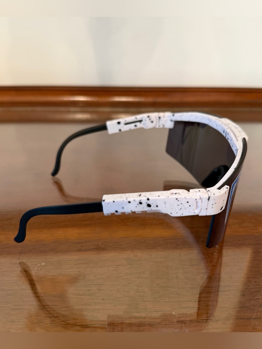 Pit Viper Absolute Freedom Merika Polarized White & Blue Wrap Sunglasses - Picture 2 of 6